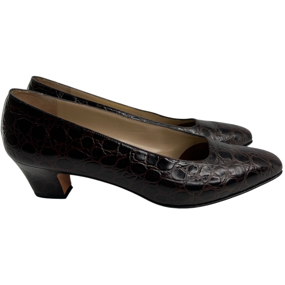 Salvatore Ferragamo Womens Crocodile Embossed Leather Pumps Size 9 B Italy